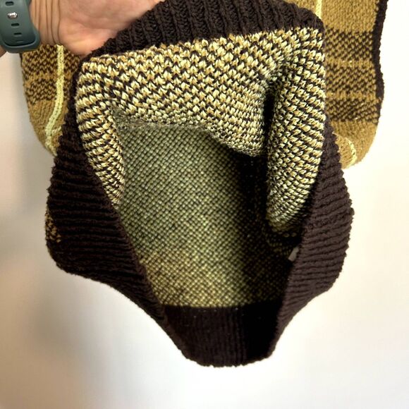 BDG Womens Sweater Vest Size XS Sleeveless Top V-neck Spring Fall Winter - Picture 3 of 16